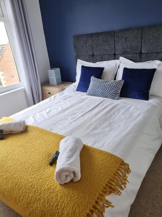 Апартаменти Bed& Boujee With Sea Views Торкі Екстер'єр фото